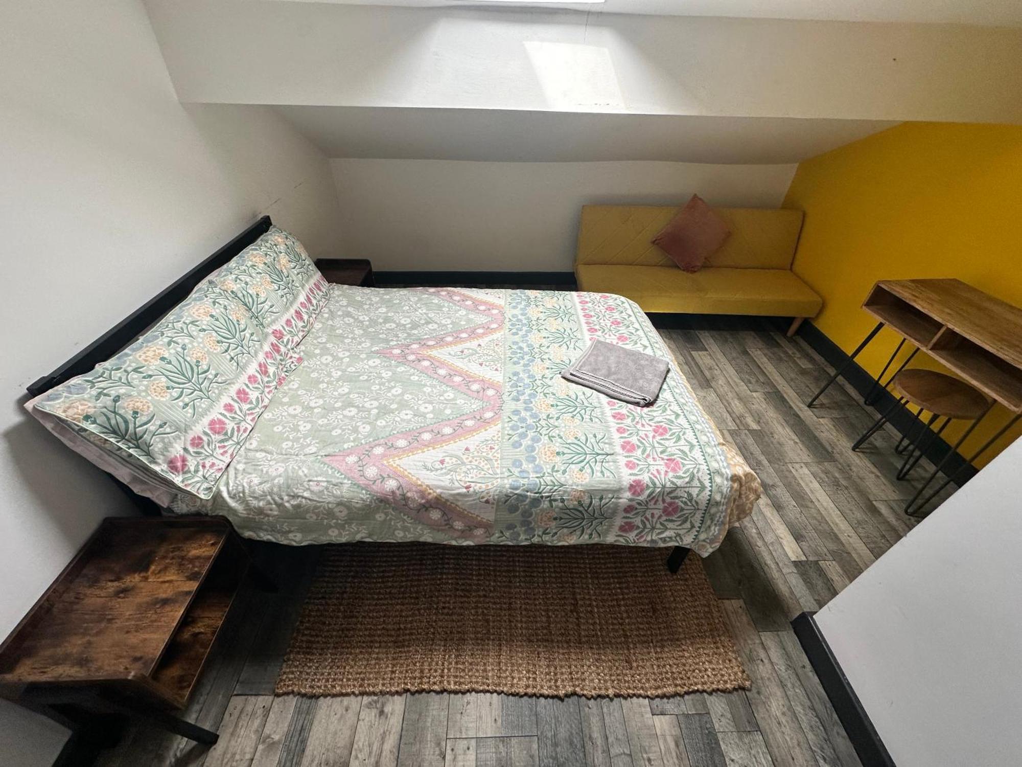 Town Center Willow Apartment - Sleeps Up To 10 - Dogs Welcome - 2 Minutes From Train Station Blackpool Luaran gambar